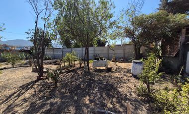 Se vende propiedad con casa dos pisos calle avenida Adrián Sector Artificio La calera