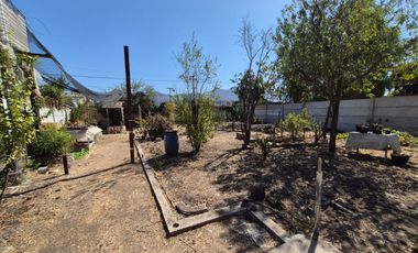 Se vende propiedad con casa dos pisos calle avenida Adrián Sector Artificio La calera