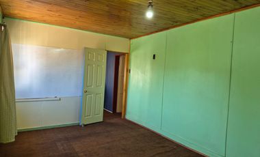 Se vende propiedad con casa dos pisos calle avenida Adrián Sector Artificio La calera