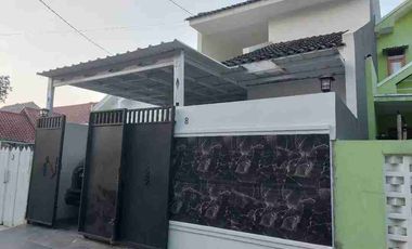 DISEWAKAN RUMAH di Cisaranten Arcamanik Siap Huni Semi Furnished