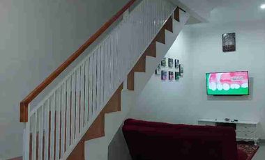 DISEWAKAN RUMAH di Cisaranten Arcamanik Siap Huni Semi Furnished
