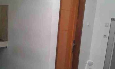 DISEWAKAN RUMAH di Cisaranten Arcamanik Siap Huni Semi Furnished