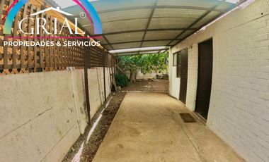 Amplia casa 2d 1b en Colina