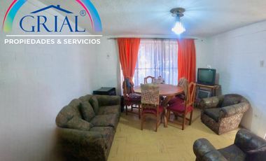 Amplia casa 2d 1b en Colina