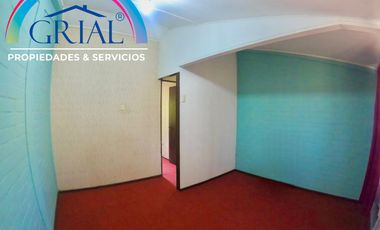 Amplia casa 2d 1b en Colina