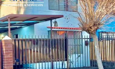 Amplia casa 2d 1b en Colina