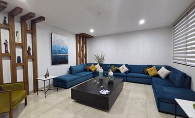 Casa en Renta con Alberca en Lomas Punta del Este.