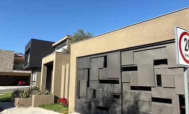 Casa en Venta Las Granadas Laderas, El Uro, Monterrey