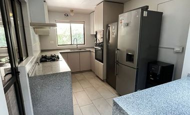 VENTA CASA CHILENA 2 PISOS CONDOMINIO LA MINGA UF7.990!! GRAN OPORTUNIDAD!!