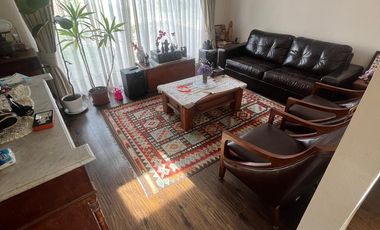 Hermosa Casa (5D-4B-4E) en 350 M2, Condominio Las Rocas, Padre Hurtado.