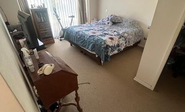Hermosa Casa (5D-4B-4E) en 350 M2, Condominio Las Rocas, Padre Hurtado.