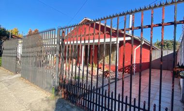 , AMPLIA CASA DE 4 DORMITORIOS CON 3 ESTACIONAMIENTOS, EN ZAÑARTU, CHILLAN