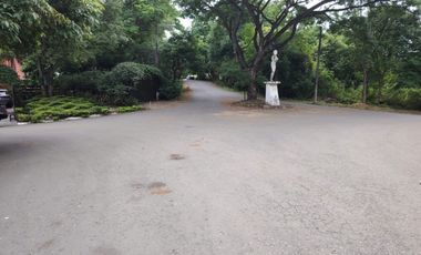 Terreno esquinero de venta en la Urbanización Lago de Capeira, 1528 m2