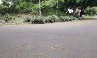 Terreno esquinero de venta en la Urbanización Lago de Capeira, 1528 m2