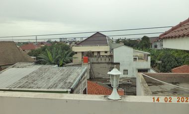 Dijual Cepat Rumah Bagus, Siap Huni, Hook, Dibawah Harga Pasaran, Dalam Komplek Perumahan, Pancoran Mas, Depok