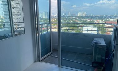 1-Bedroom Condo Unit for SALE / LEASE in SM Mezza Tower 2, Manila