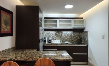 Suite amoblada de alquiler en el Centro de Guayaquil, incluye alícuota.