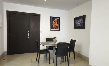 Suite amoblada de alquiler en el Centro de Guayaquil, incluye alícuota.