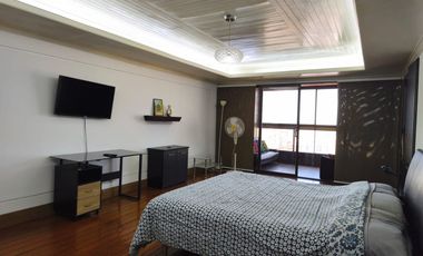 Suite amoblada de alquiler en el Centro de Guayaquil, incluye alícuota.