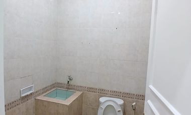 Disewakan Rumah Bebas Banjir di Bulevar Hijau Cluster Adenium - Harapan Indah Bekasi