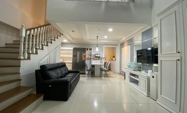 Diatas Mall Central Park 2 sebelah Soho Capital & Taman Anggrek, Disewa Neo Soho Residence Soho Podomoro City Furnished 96m2 2 Lantai Mezzanine.