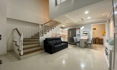 Diatas Mall Central Park 2 sebelah Soho Capital & Taman Anggrek, Disewa Neo Soho Residence Soho Podomoro City Furnished 96m2 2 Lantai Mezzanine.