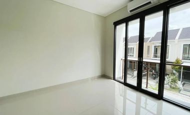 Dijual Rumah Baru Puri Safira Regency Dekat Lakarsantri