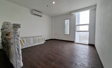 1BR AKR Gallery West Residence Spacious 53m² Minimalist Space, Dekat Central Park Mall