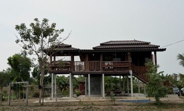 ขายบ้านเดี่ยวพร้อมที่ดิน เนื้อที่ 2 ไร่ 1 ตร.วา องครักษ์ นครนายก