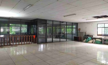 Disewa Gudang Dan Kantor 2 Lantai dekat Exit Tol Bitung