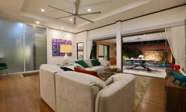 Totally refurbished pool villa in gated community in the upcoming Bang Saray