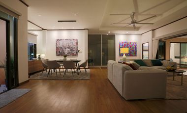 Totally refurbished pool villa in gated community in the upcoming Bang Saray