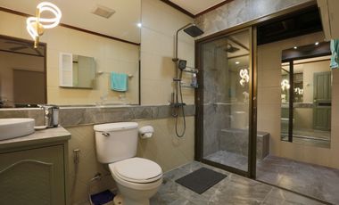 Totally refurbished pool villa in gated community in the upcoming Bang Saray
