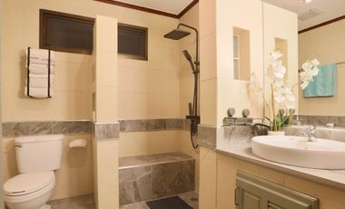 Totally refurbished pool villa in gated community in the upcoming Bang Saray