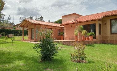 Arriendo casa MC conjunto cerrado