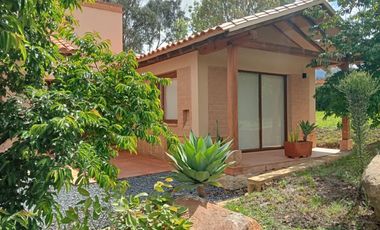 Arriendo casa MC conjunto cerrado
