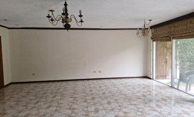 CASA EN VENTA EN COL FUENTES DEL VALLE SAN PEDRO GARZA GARCIA NUEVO LEON