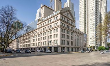 Magnifico Triplex en alquiler en Puerto Madero Estilo Neoyorquino amoblamiento Premium UNICO con Parrilla y Terraza Imperdible