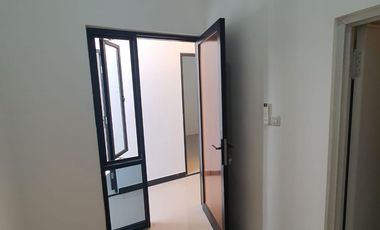 RUMAH KOST LARIS   BUMI MARINA MAS JL KEMBAR BESAR  TER LARISSSS   DI KELILINGI KAMPUS TERNAMA ITS DAN HANG TUAH