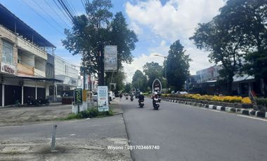 Ruko di Kota Mataram Lombok Berdampingan dengan FORE Coffee, ERHA Clinic dan Mie Gacoan serta berdekatan dengan McD dan Pizza Hut