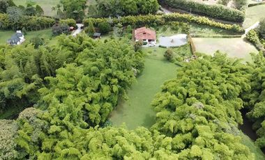 VENTA CASA CAMPESTRE MARINILLA