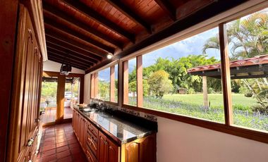 VENTA CASA CAMPESTRE MARINILLA