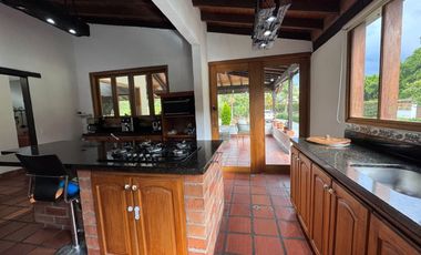 VENTA CASA CAMPESTRE MARINILLA