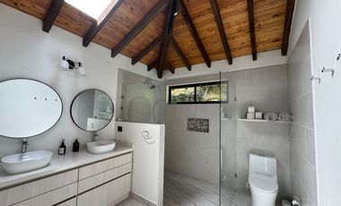 VENTA CASA CAMPESTRE MARINILLA