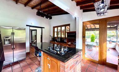 VENTA CASA CAMPESTRE MARINILLA