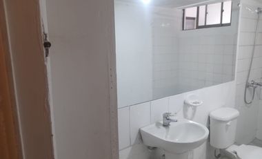 Arriendo casa amplia cerca Saucache y UTA