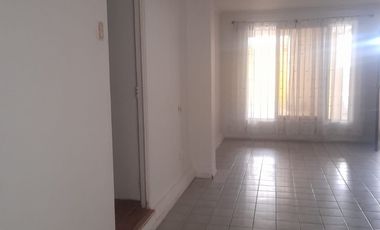 Arriendo casa amplia cerca Saucache y UTA