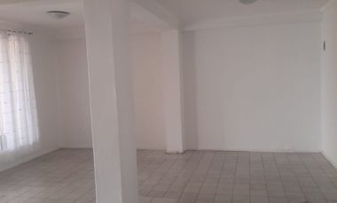Arriendo casa amplia cerca Saucache y UTA