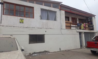 Arriendo casa amplia cerca Saucache y UTA