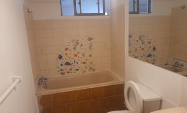 Arriendo casa amplia cerca Saucache y UTA